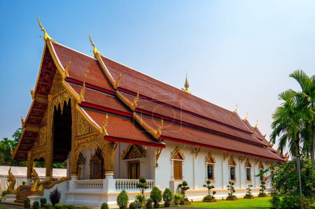 Vista del templo de Wat Phra Singh en Chiang Mai, Tailandia