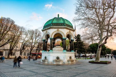 Foto de Fuente Alemana de la Plaza Sultanahmet. Estambul, Turquía. Destino turístico popular - Imagen libre de derechos