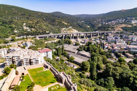 Téléchargez les photos : Hereke, Kocaeli, Turkey. Hereke is a town in Kocaeli province, Turkey. Aerial view with drone. - en image libre de droit