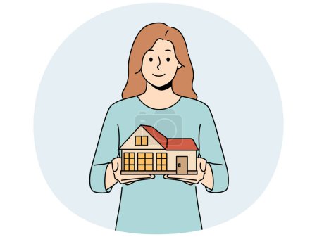 Téléchargez les illustrations : Femme souriante tenant le modèle de maison dans les mains. Heureuse agente immobilière avec maquette maison recommander le service à la clientèle. Immobilier et loyer. Illustration vectorielle. - en licence libre de droit