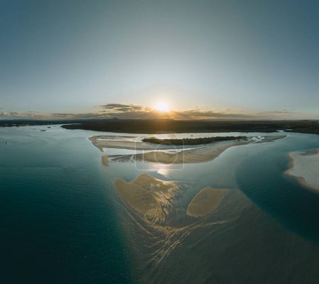 Foto de Entrada Narrawallee, Ulladulla, Costa Sur durante la puesta del sol, Australia, Nueva Gales del Sur - Imagen libre de derechos
