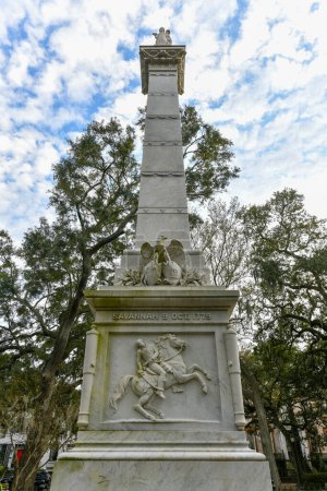 Téléchargez les photos : Savannah, GA - 21 février 2022 : Le monument commémoratif du général Casimir Pulaski marque le lieu de son enterrement. Pulaski a servi dans l'armée américaine pendant la guerre d'indépendance.. - en image libre de droit