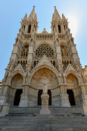 Téléchargez les photos : Eglise Saint-Vincent-de-Paul, Eglise catholique romaine à Marseille, France. - en image libre de droit