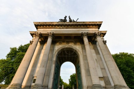 Photo for Wellington Arch in London's constitution hill in England, UK. - Royalty Free Image