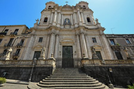 Foto de Iglesia de San Francisco de Asís Inmaculada en el centro histórico de la ciudad de Catania, Sicilia, sur de Italia - Imagen libre de derechos