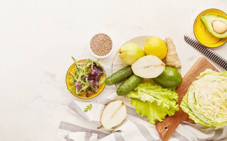 Fodmap dieta mediterránea plana laico. Ingredientes saludables de bajo contenido de forraje: verduras, frutas, verduras, semillas de lino