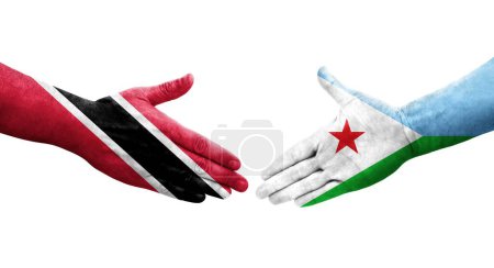 Händedruck zwischen Flaggen aus Dschibuti und Trinidad Tobago, auf Hände gemalt, isoliertes transparentes Bild.