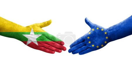 Foto de Apretón de manos entre la Unión Europea y Myanmar banderas pintadas en las manos, imagen transparente aislada. - Imagen libre de derechos