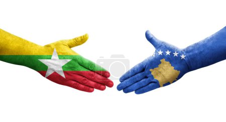 Foto de Apretón de manos entre Kosovo y Myanmar banderas pintadas en las manos, imagen transparente aislada. - Imagen libre de derechos