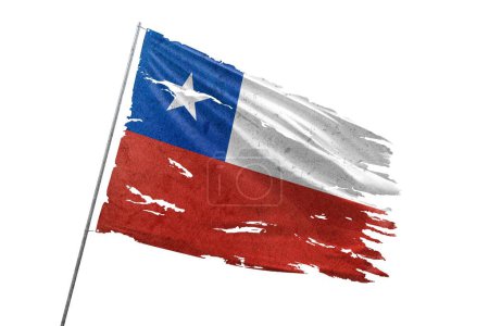 Téléchargez les photos : Chili déchiré drapeau sur fond transparent. - en image libre de droit