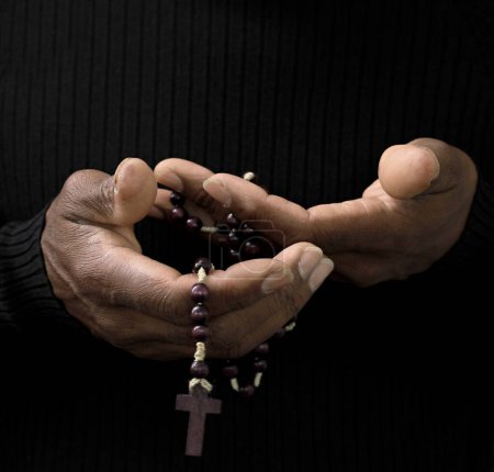 Téléchargez les photos : Prier Dieu avec les gens image de stock photo de la réserve - en image libre de droit