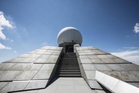 Radar station, Grand Ballon, Great Belchen, Alsacia, Vosgos, Francia, Europa
