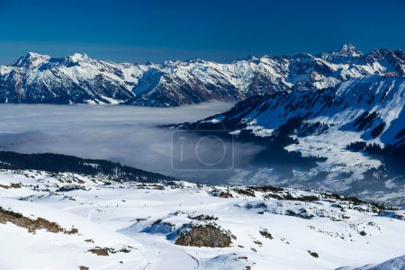Skigebiet Gottesacker-Plateau, Allgäuer Alpen dahinter, Kleinwalsertal, Vorarlberg, Österreich Skigebiet
