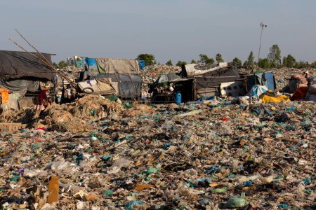 Poubelles avec déchets plastiques, Choeung Ek, Phnom Penh, Cambodge, Asie