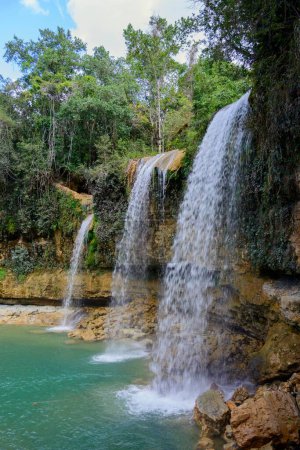 Wasserfall Salto Alto, Fluss Comatillo, Bayaguana, Dominikanische Republik, Mittelamerika