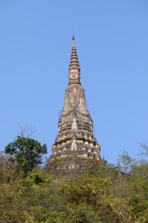 Stupa on Phnom Oudong at Vipassana Dhura Buddhist Meditation Center, Kampong Speu Province, Cambodia, Asia