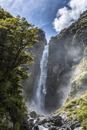 Devils Punchbowl Waterfall, Arthurs Pass National Park, Canterburry Region, South Island, New Zealand, Oceania