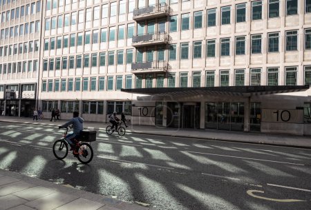 Téléchargez les photos : Police Crime Investigation building de Londres - en image libre de droit