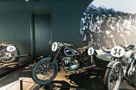 Foto de BMW R51 - Classic retro motorcycle. Riga motor museum. Riga, Latvia, 17 August 2022. - Imagen libre de derechos