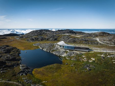 Foto de Ilulissat Isfjordscenter from aerial view - Imagen libre de derechos