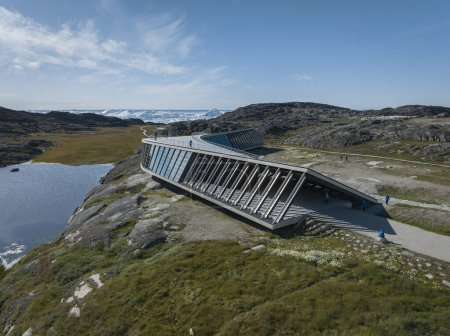 Téléchargez les photos : Ilulissat Isfjordscenter from aerial view - en image libre de droit