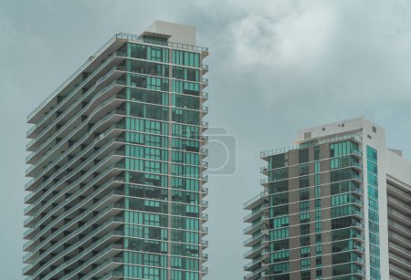 Foto de Buildings in midtown miami usa florida - Imagen libre de derechos