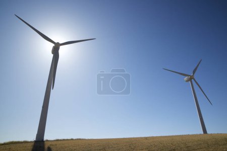 Foto de Molinos de viento para producción de energía eléctrica en España. - Imagen libre de derechos