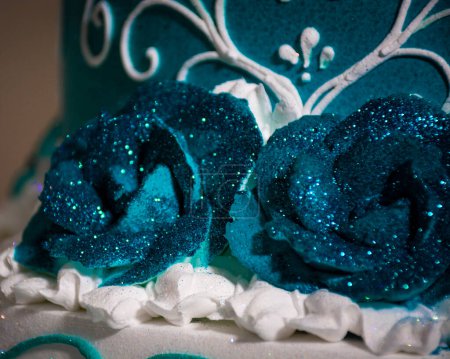 Téléchargez les photos : Gâteau de mariage, gros plan - en image libre de droit