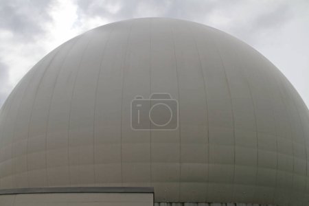 Téléchargez les photos : Le dôme du monument industriel Radom à Raiting, Bavière, Allemagne - en image libre de droit