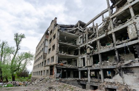 Photo for Destroyed school building war in Ukraine - Royalty Free Image