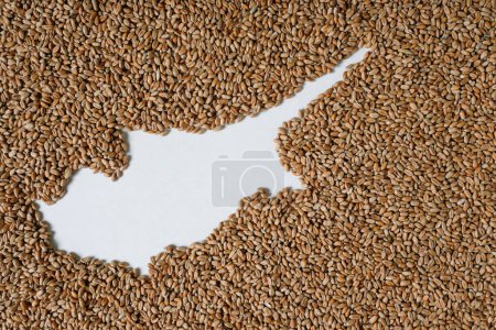 Carte de Chypre remplie de grains de blé. Espace de copie.