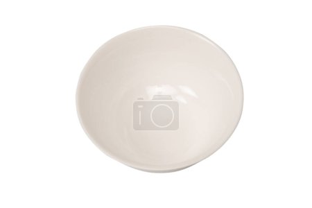 Téléchargez les photos : Bol blanc en céramique isolé sur fond blanc. - en image libre de droit