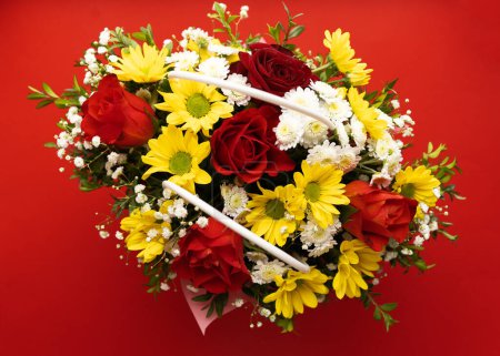 Téléchargez les photos : Beau bouquet de printemps, élégante décoration florale - en image libre de droit