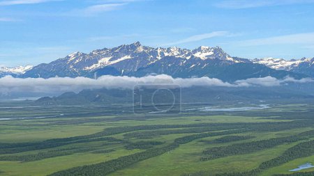 Foto de Chigmit Mountains, Birds-eye view, Alaska, Estados Unidos. Foto de alta calidad - Imagen libre de derechos