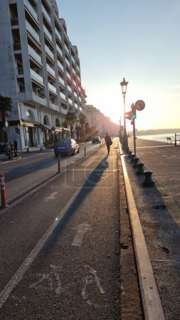 Téléchargez les photos : Salonika egnatia street in sunrise greece - en image libre de droit