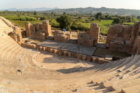 detalles de teatro odeon romano en el área antigua nikopolis preveza perfección griega
