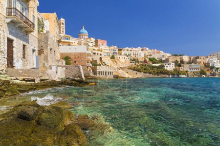 syros oder siros insel in griechischer sommerferienort urlaub