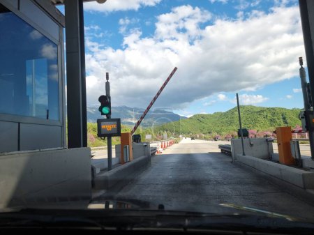 station de péage dans la rue egnatia en Grèce ioannina autoroute de la ville