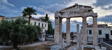 römische forumn antike römische agora in athens griechenland