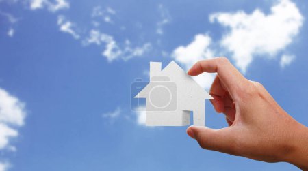 Téléchargez les photos : Concept image de faire de votre maison - en image libre de droit