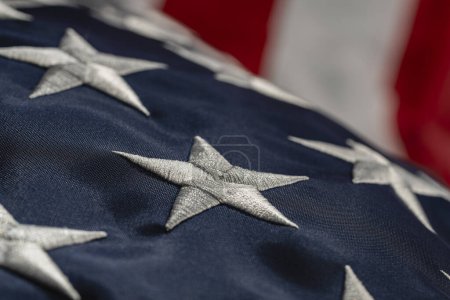 Foto de Detalle de la bandera americana con estrellas, de cerca. Día de la Independencia. Bandera de USA - Imagen libre de derechos