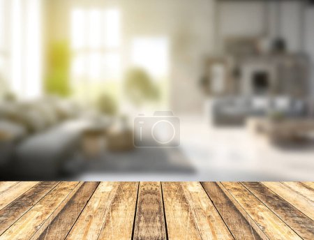 Téléchargez les photos : Plateau ou comptoir en bois avec produit d'affichage. Image floue du salon, concept de fond intérieur flou pour une utilisation. - en image libre de droit