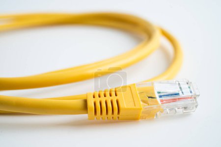 Foto de Cable Ethernet para conectarse al router inalámbrico Enlace a la red de Internet del proveedor de servicios de Internet. - Imagen libre de derechos