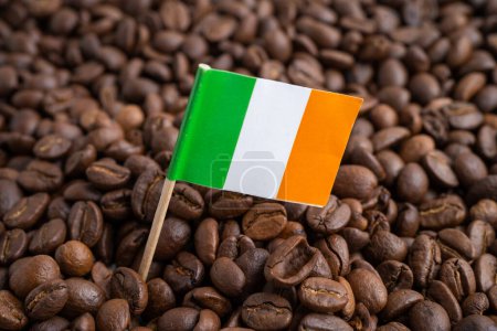Irland Flagge auf Kaffeebohnen, Import Export Handel Online-Handel.