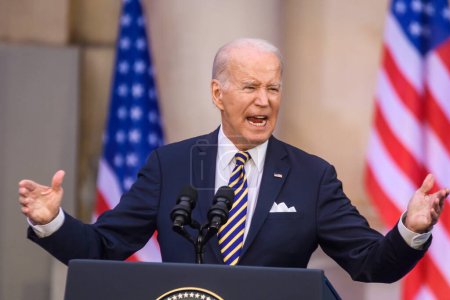 Téléchargez les photos : VILNIUS, LITUANIE. 12 juillet 2023. Joe Biden, Président des États-Unis d'Amérique Remarques après le SOMMET 2023 de l'OTAN. - en image libre de droit