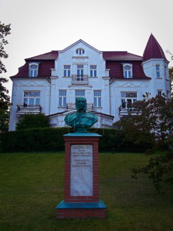 Photo for Heringsdorf, Mecklenburg-West Pomerania / Germany - September 12, 2015: Bronze bust of Kaiser Wilhelm I in front of Villa Staudt - Royalty Free Image