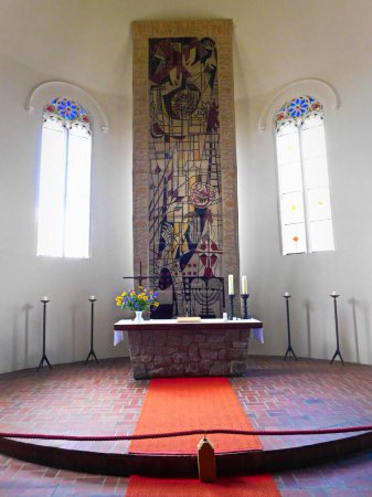 Foto de Fuerstenberg/Havel in the district of Oderhavel, Brandenburg / Germany - July 07, 2023: The altar in a protestant church - Imagen libre de derechos