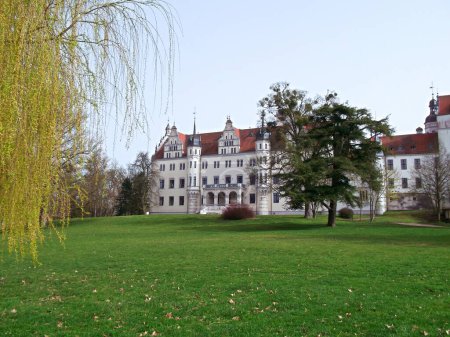 Photo for Boitzenburg, Boitzenburger Land, Uckermark district, state Brandenburg, Germany - March 30, 2024: Historic Boitzenburg Castle with baroque garden - Royalty Free Image
