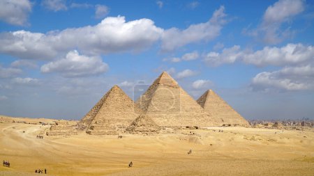 Pirámides de Giza en El Cairo Egipto
