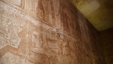 Details im Inneren von Abu Simbel. Der Große Tempel von Ramses II.
